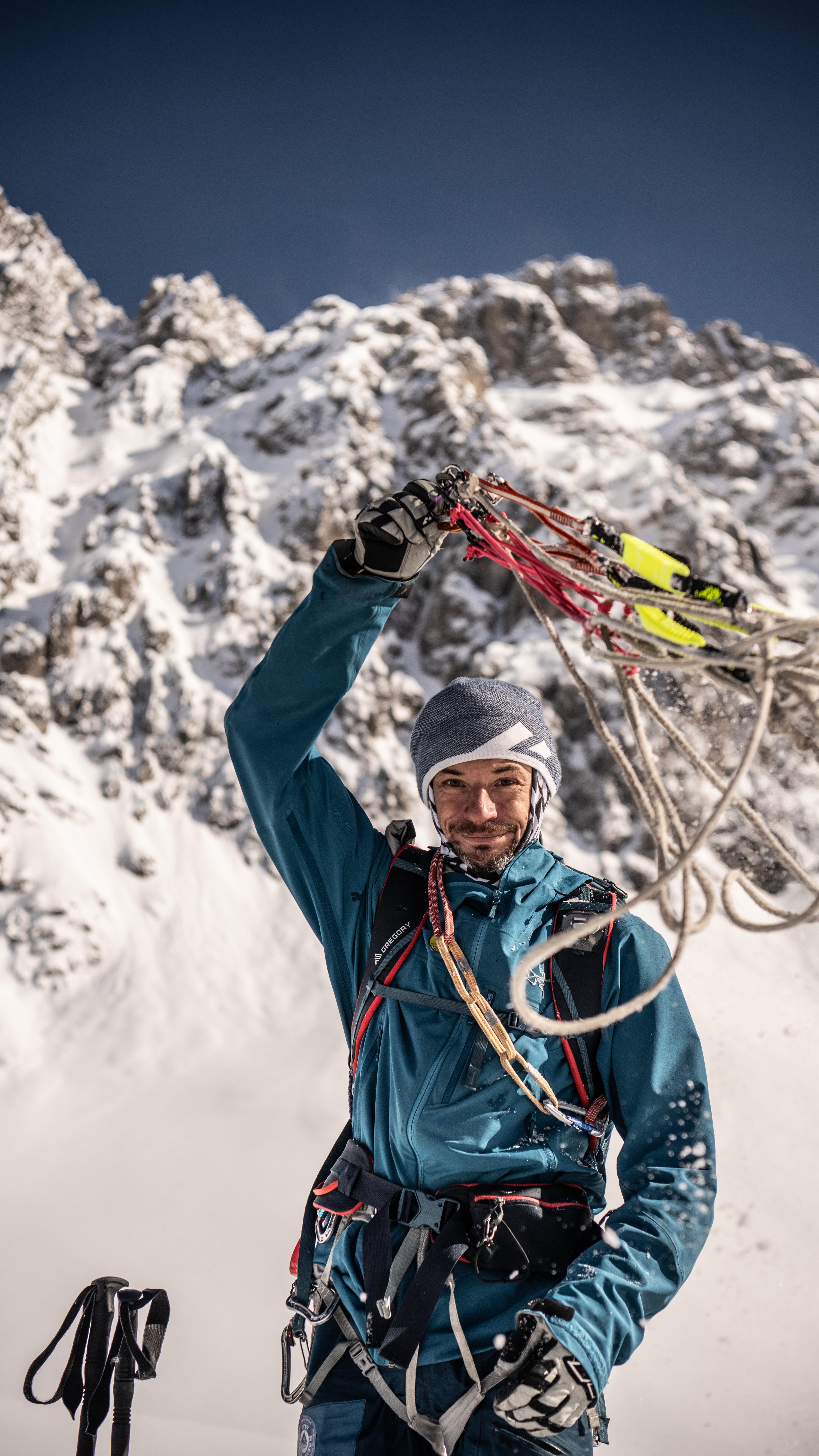 #husky 🐺 + #skitour ⛷️meets #wellnesstower 💦 + #eventsauna ❤️‍🔥
.
An einem der schönsten und exklusivsten Plätze in den Alpen 🏔️, in #lermoos #tirol.
.
Bei Buchung - bis 30/11/25 - im @hotellaerchenhoflermoos erhält ihr satte ❗️20% ❗️Rabatt auf euer #huskymountaineering 🐺🏔️ Bergerlebnis.
.
Euren Tag in den verschneiten Bergen beendet ihr in einer einzigartigen Ruhe-, Pool- und Saunalandschaft ♨️.
.
Einfach DM 👉 an @basecamp_gramais schicken, und wir senden euch die Buchungslinks sowie den PROMOCODE zu!
.
🐺🏔️⛷️ @basecamp_gramais 
🎦 @hotellaerchenhoflermoos @tri_hannes @kreativinstinkt @hubslindner 
.
#bergschulelechtal #huskymountaineering 
.
powered by 
🔥 @kreatur.work 
🔥 @cloudy.hinterstein 
🔥 @hagan_ski 
🔥 @zaniergloves 
🔥 @pokusa_for_health_de 
🔥 @sledwork.de 
🔥 @scarpa_at 
🔥 @scarpa_world 
.
#noplacetoofar 
#pureskimountaineering 
#mymountainpassion